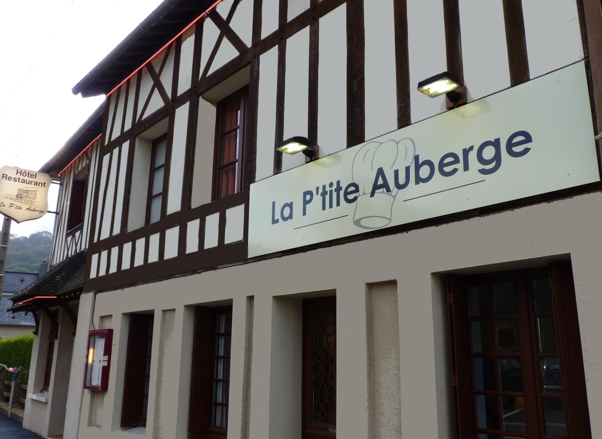 Hotel-Restaurant La P'Tite Auberge Lillebonne Exteriör bild