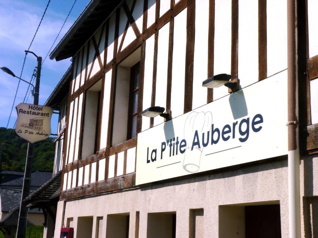 Hotel-Restaurant La P'Tite Auberge Lillebonne Exteriör bild